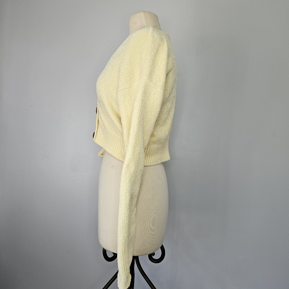 Urban Outfitters Size S V Neck Yellow Chenille Sweater - Picture 10 of 16